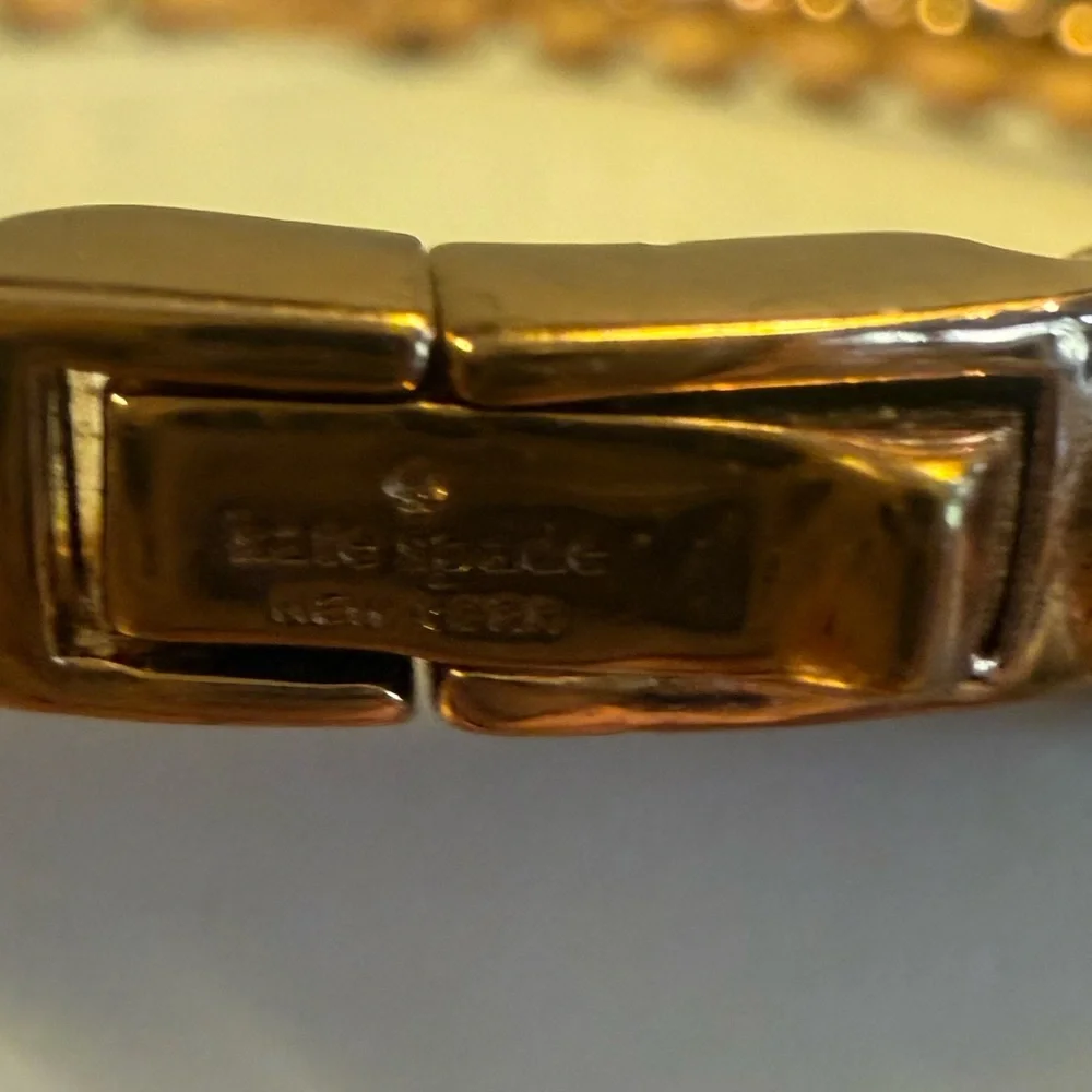 kate spade- Golden Girl - Ball -Hinged Bangle Bracelet -Rose Gold - Picture 5 of 5